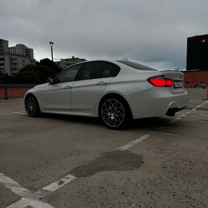 BMW serija 3 M-SPORT, M-PERFOMANCE!