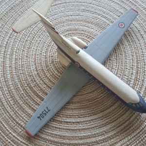Maketa avion Jakovljev Jak-40 - GOTOVA MAKETA model JRV
