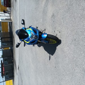 SUZUKI GSXR 600 K5