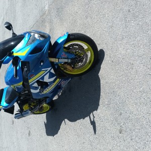 SUZUKI GSXR 600 K5