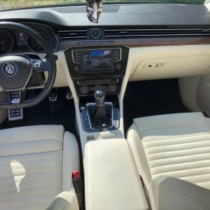 VW Passat 2,0 TDI, HIGHLINE EDITION PREMIUM s R-line, 360 kamere, ACC, MATRIX LED