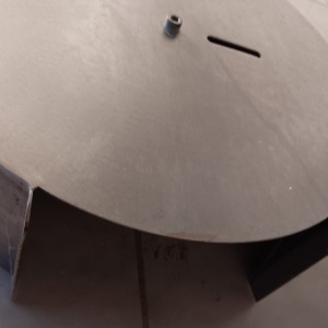 Industrijski inox metalni držač za wc papir promjera 37 cm