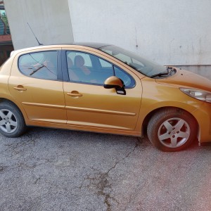 Peugeot 1.4, 2007 god, 2100€