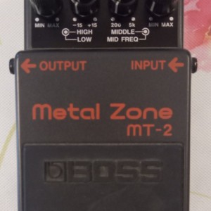 BOSS Metal Zone MT-2