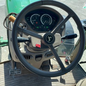 TRAKTOR JOHN DEERE 7430