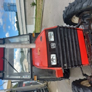 Traktor univerzal