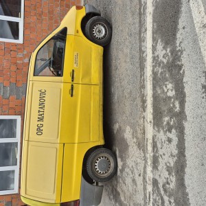 Prodajem kombi mercedes vito 110d