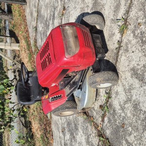 MTD Spider 91 SD - Kosilica traktor - 12,5 konjskih snaga