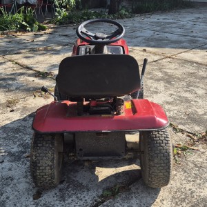MTD Spider 91 SD - Kosilica traktor - 12,5 konjskih snaga