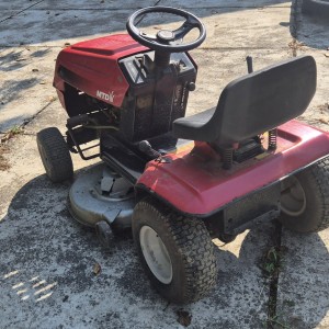 MTD Spider 91 SD - Kosilica traktor - 12,5 konjskih snaga