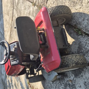 MTD Spider 91 SD - Kosilica traktor - 12,5 konjskih snaga