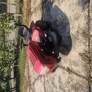 MTD Spider 91 SD - Kosilica traktor - 12,5 konjskih snaga