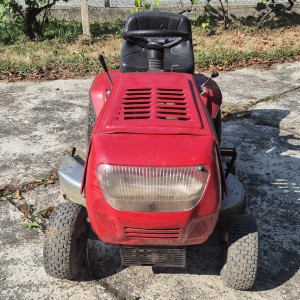 MTD Spider 91 SD - Kosilica traktor - 12,5 konjskih snaga
