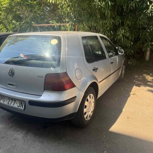 Prodajem Auto golf 4
