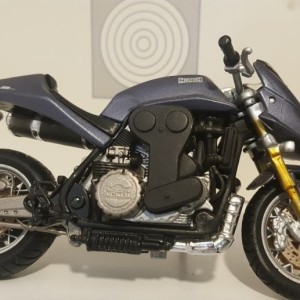 Maketa motor Munch