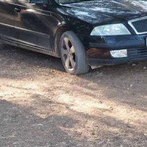 Prodajem Škodu Octaviju 1,9 TDI,prvi vlasnik prešla 160.000km god 2005 reg.02/25