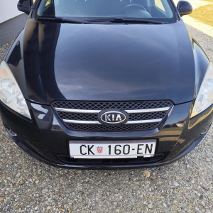 Prodaje se KIA Ceed sw 2008. godina