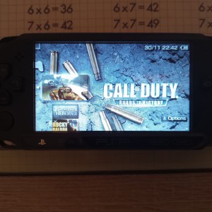 Prodajem PSP Street E1004