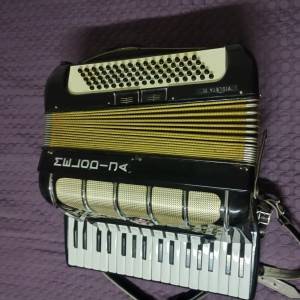 Harmonika 120 basova