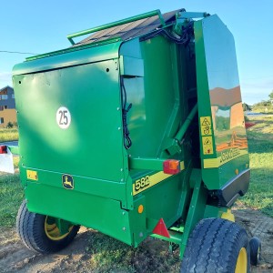 Rolo balirka John Deere 582