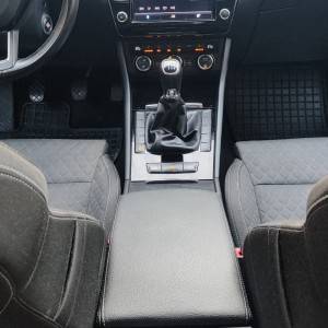 Škoda Superb 2,0 TDI u izvrsnom stanju i redovno servisirana