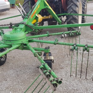 Sakupljač sijena STOLL R 320