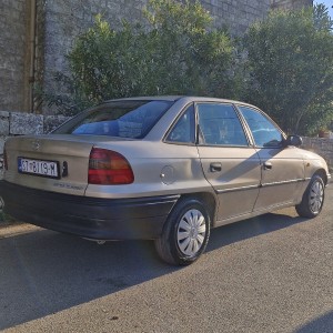 Opel Astra 1.4 Benzin