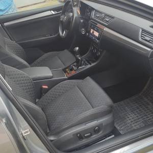 Škoda Superb 2,0 TDI u izvrsnom stanju i redovno servisirana