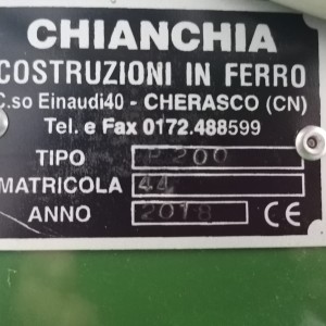 CHIANCHIA - STROJ ZA RAZBIJANJE I ČIŠĆENJE LJEŠNJAKA P200, MEH. ODVAJANJE LJUSKE