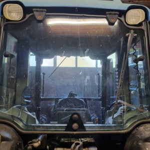 Traktor New Holland TN65F