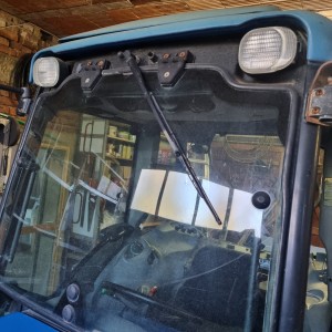 Traktor New Holland TN65F