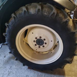 Traktor New Holland TN65F