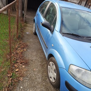Prodajem Citroen C3 2003. godina