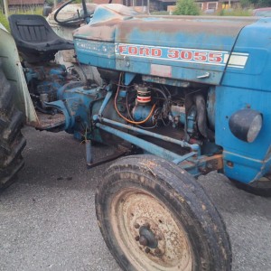 Ford 3055