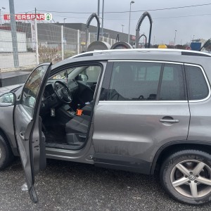 Wv tiguan 2.0 TDI sport (reg: 23.12.2024)
