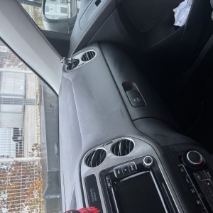 Wv tiguan 2.0 TDI sport (reg: 23.12.2024)