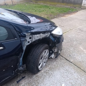 Peugeot 308 2010 karamboliran