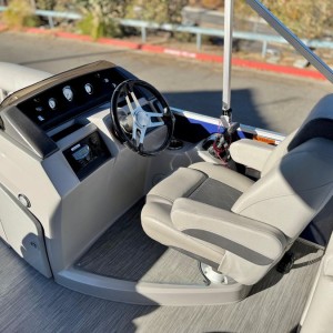Bennington 22 LSR
