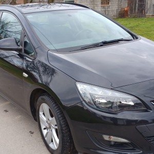 Opel Astra J Sports Tourer