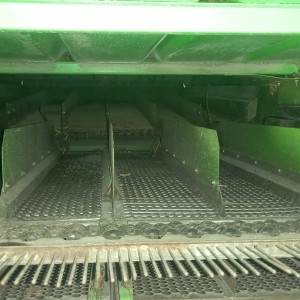 Kombajn Deutz Fahr 3570 sa 3.60 žitnim i 4 reda Oros adapterom