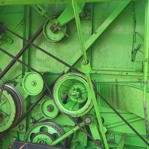 Kombajn Deutz Fahr 3570 sa 3.60 žitnim i 4 reda Oros adapterom