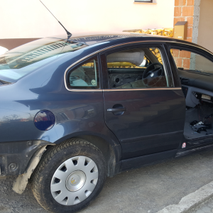 VW Passat (00-05) prednja i zadnja vrata