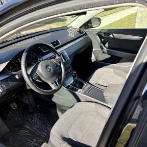 VW Passat R-line 2.0 TDI