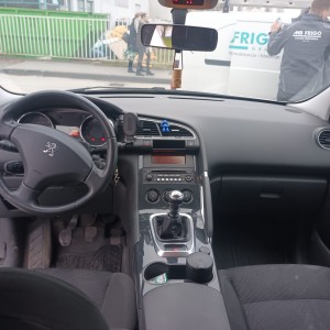Peugeot 3008, dizel 1.6 e-HDI, godište 2014, reg. 02.2026.