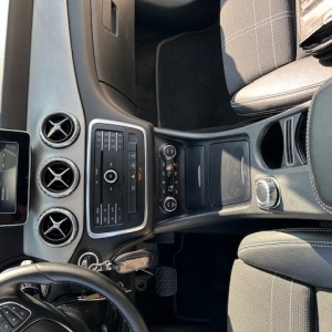 Mercedes-Benz GLA 200 d Sport Utility