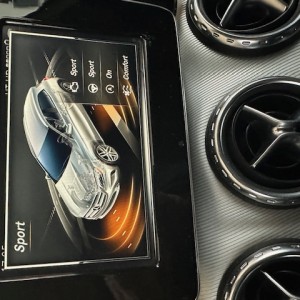 Mercedes-Benz GLA 200 d Sport Utility