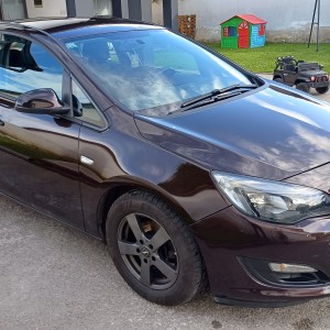 Opel astra sedan