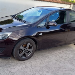 Opel astra sedan