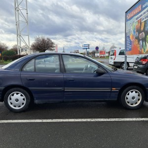 Opel Omega 2.0 16V