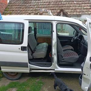 Prodajem Citroën Berlingo 1.4 2000.god.